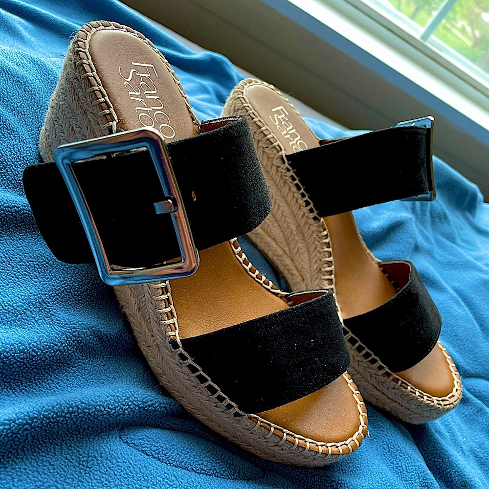Wedge  sandals 🩴